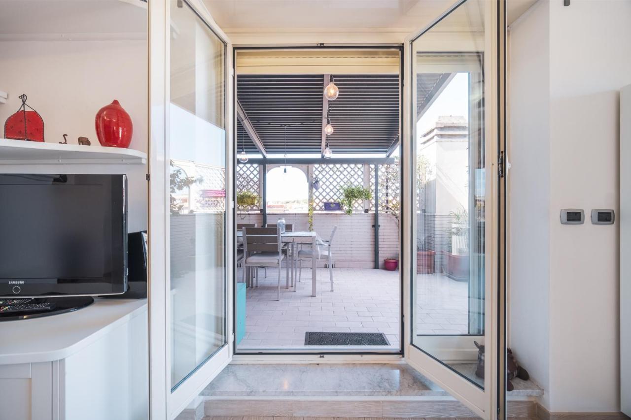 شقة Tiber House 60 Rome Marconi - Rome Vacation M&D المظهر الخارجي الصورة